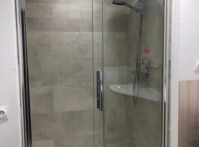 Demain Rando ! דירה